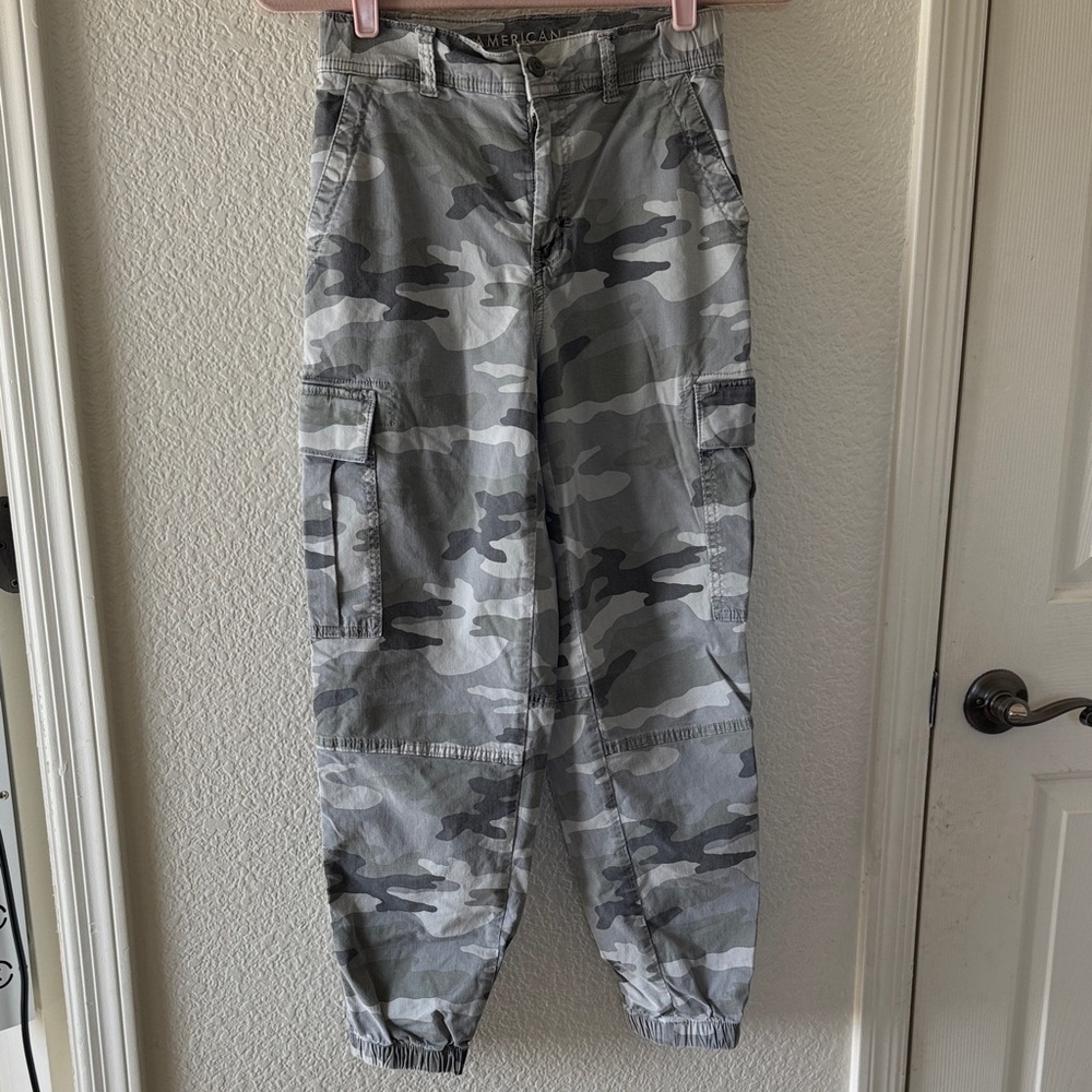 American Eagle Outfitters Gray Camouflage Joggers